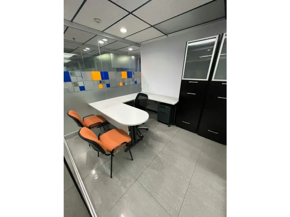 Se Vende Oficina 548m2 El Rosal 0701 - 20
