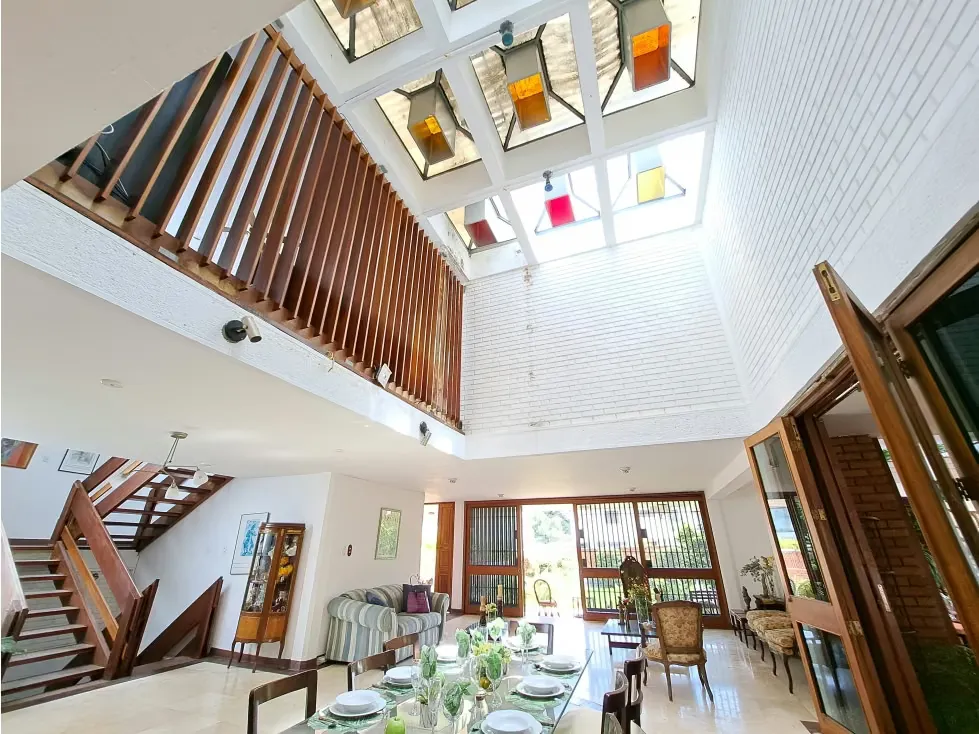 Vendo Casa en calle cerrada 1015m2Terreno Prados del Este 3165 - 22