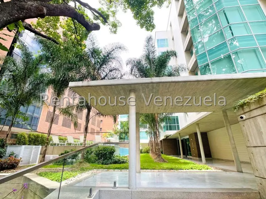 Apartamento (1 Nivel) en Alquiler en Campo Alegre, Distrito Metropolitano - 26