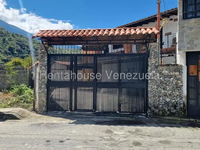 Townhouse (Duplex) en Venta en Los Llanitos de Tabay, Merida - 2