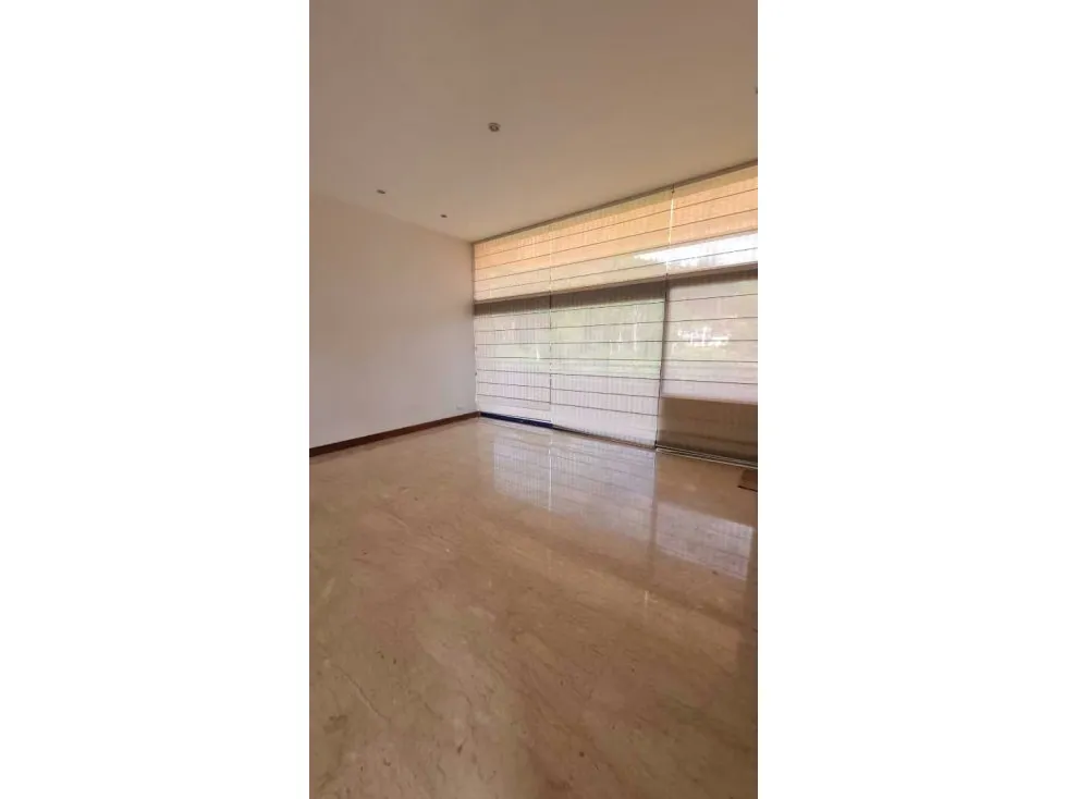Vendo penthouse 350m2 La Lagunita 5919 - 5