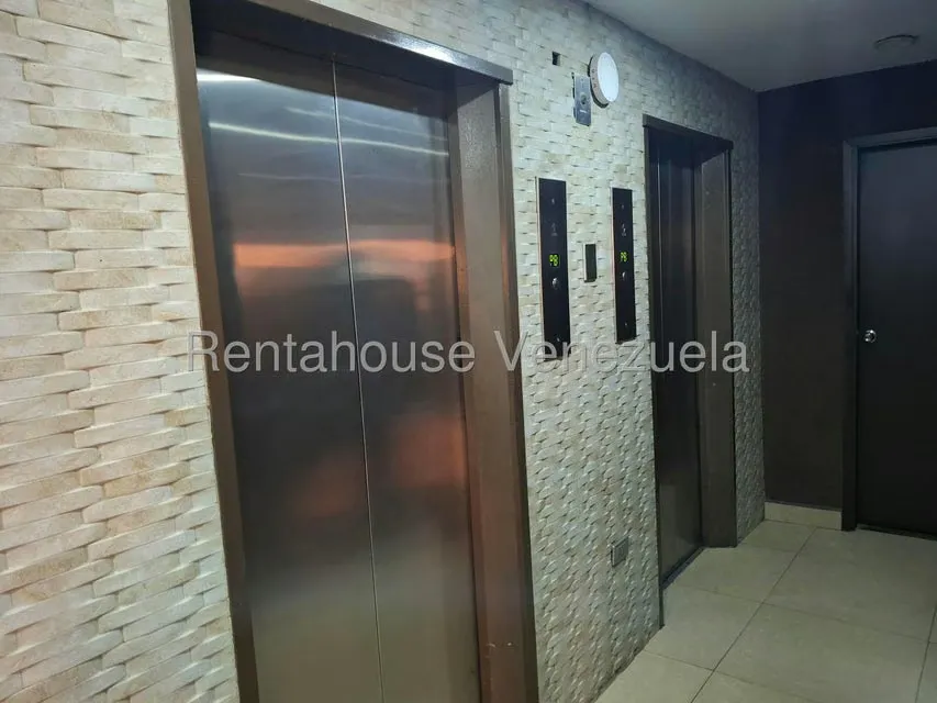 Apartamento (1 Nivel) en Venta en El Parque, Lara - 3