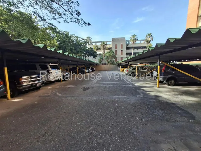 Apartamento (1 Nivel) en Venta en El Parque, Lara - 29