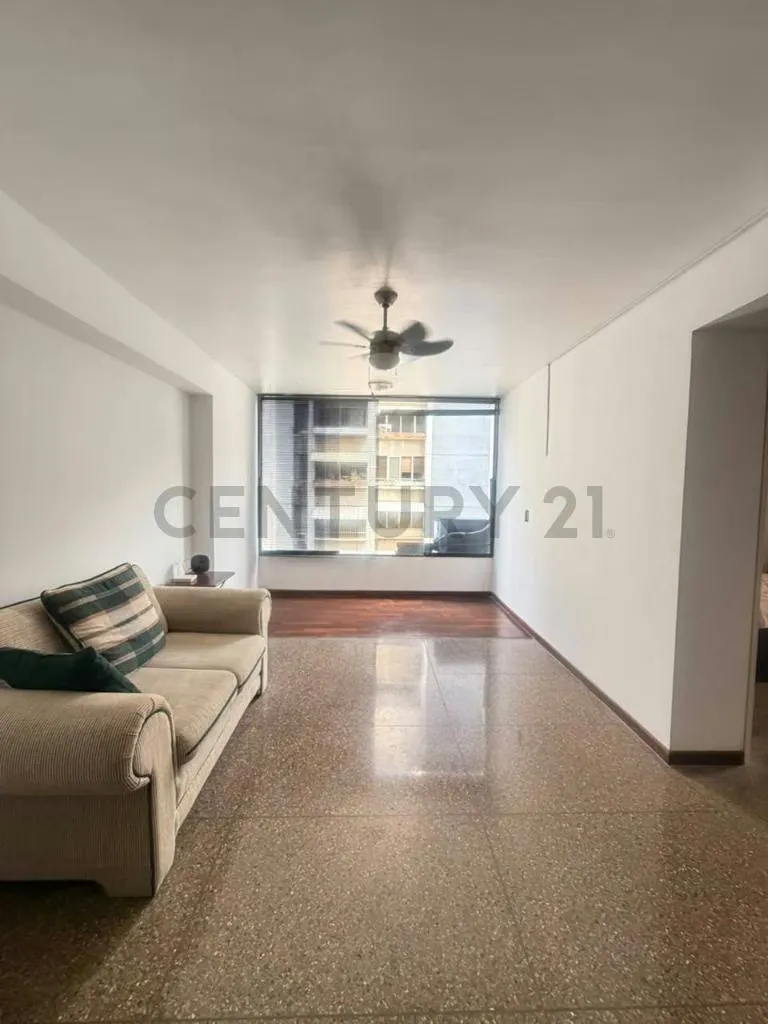 Hermoso apartamento en alquiler en Los Palos Grandes - 2
