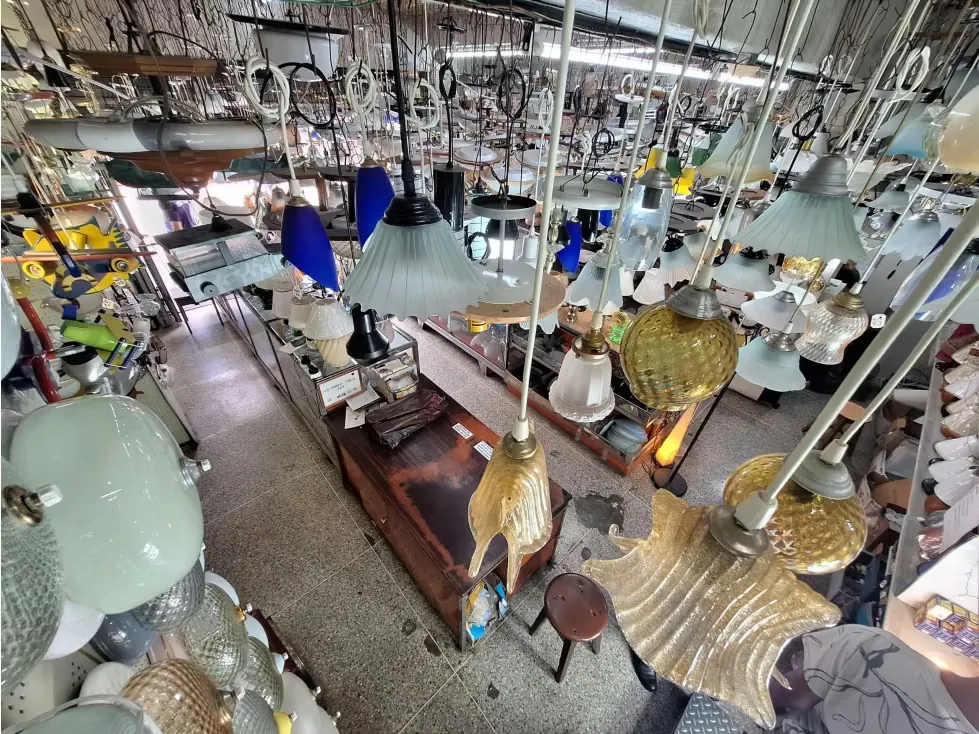 Se Vende Edificio Industrial a Pie de Calle en el Boulevard de Catia - 4