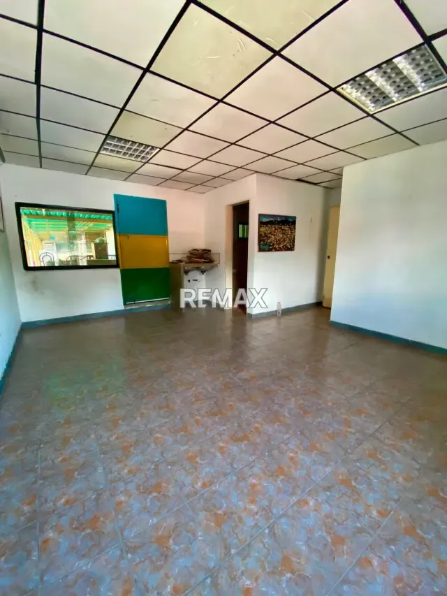 En venta, excelente galpón de oportunidad ubicado en la Candelaria - 11