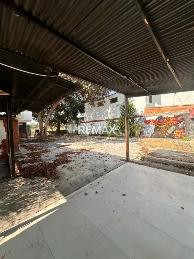local comercial en alquiler urb la floresta - 4