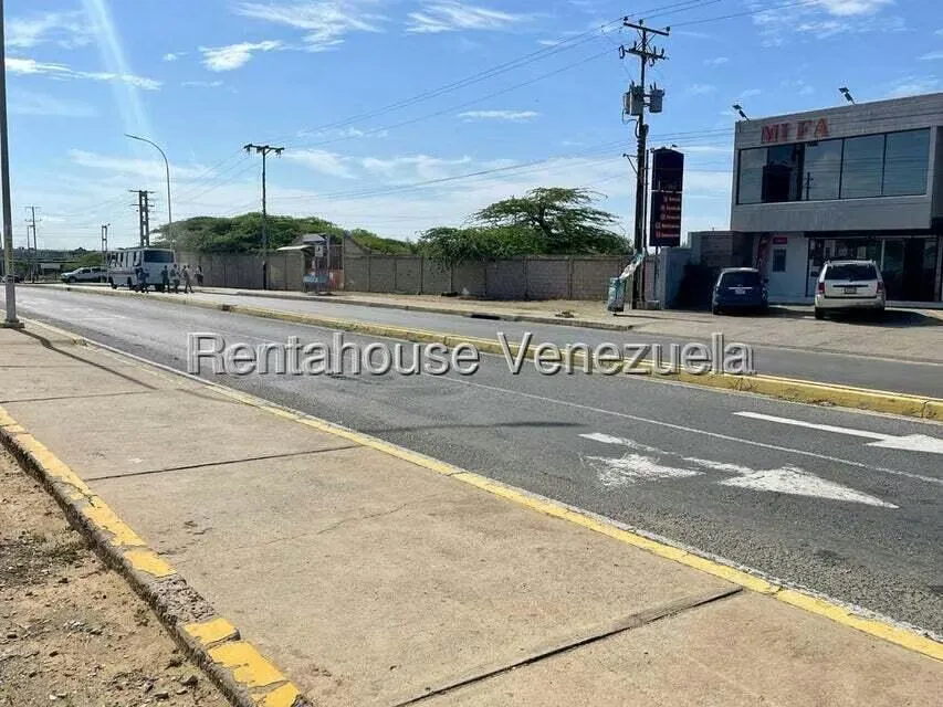 Local Comercial en Venta en Punto Fijo, Falcon - 21