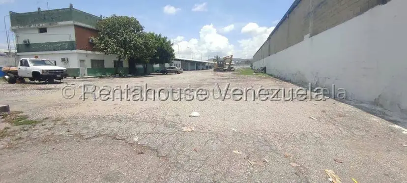 Terreno (Comercial) en Venta en Zona Industrial 1, Lara