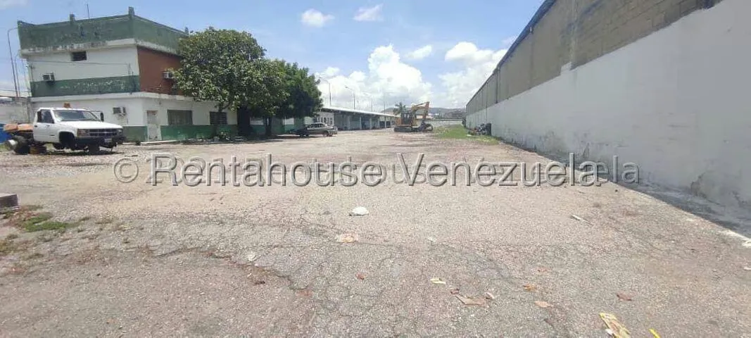Terreno (Comercial) en Venta en Zona Industrial 1, Lara - 2