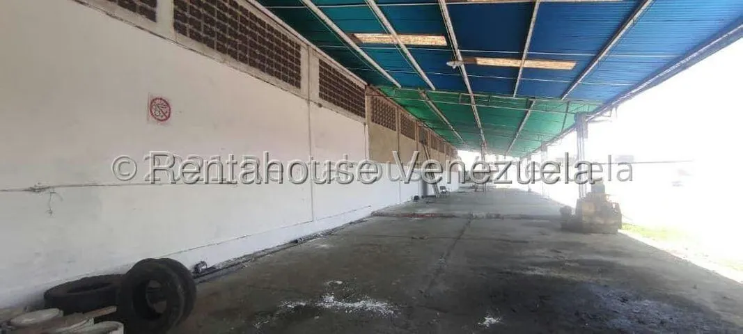 Terreno (Comercial) en Venta en Zona Industrial 1, Lara - 21