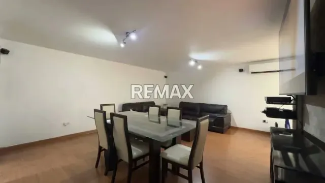 LA TAHONA. VENDO APARTAMENTO PLANTA BAJA de 108m² en CALLE CERRADA. - 3