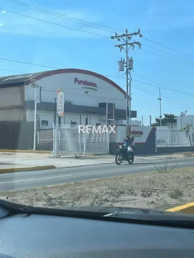 OPORTUNIDAD TERENO EN VENTA – AV. CIRCUNVALACIÓN 2 - 2