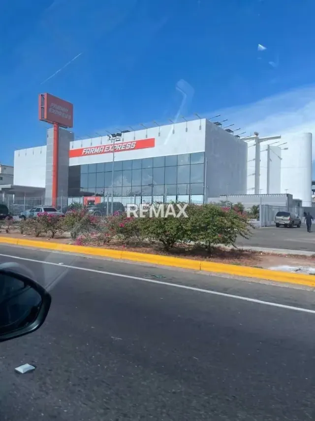 OPORTUNIDAD TERENO EN VENTA – AV. CIRCUNVALACIÓN 2 - 3