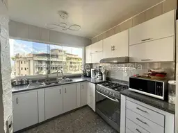 View 10