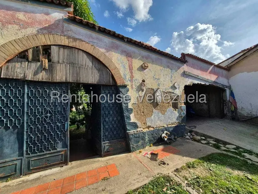 Terreno (Comercial) en Venta en Petare, Distrito Metropolitano - 2