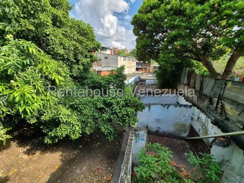 Terreno (Comercial) en Venta en Petare, Distrito Metropolitano - 3