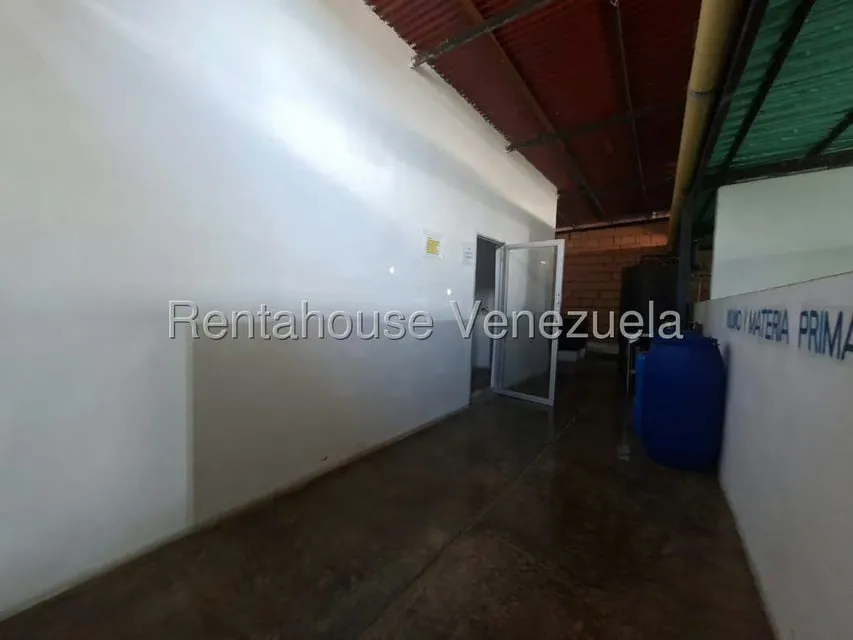 Local Comercial en Venta en Zona Oeste, Lara - 31