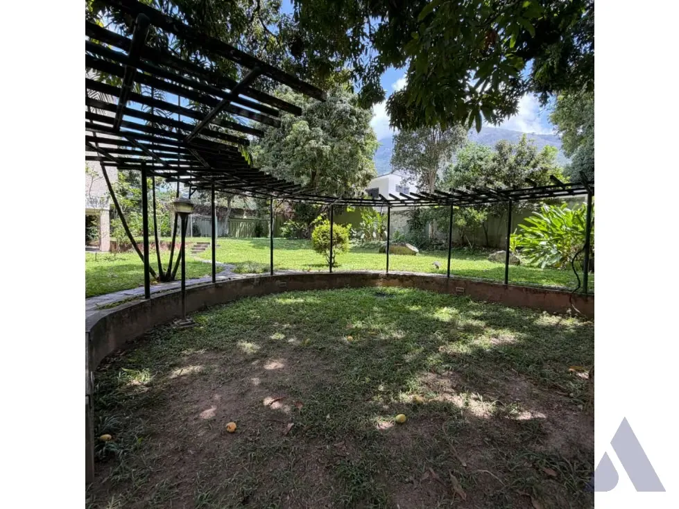 Se vende casa 1500m2 Los Chorros 1993 - 13