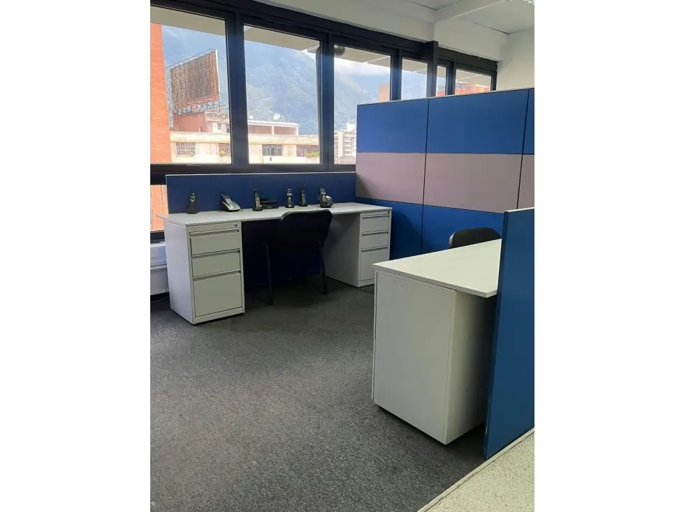Oficina en alquiler 142m², El Rosal - 14