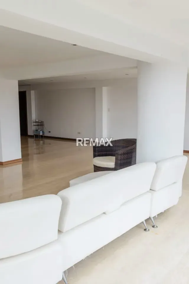 Espectacular Pent House en Colinas de Bello Monte - 3