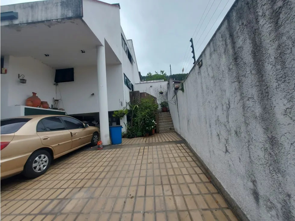 Vendo casa 500m2 Alto Prado 8232 - 30