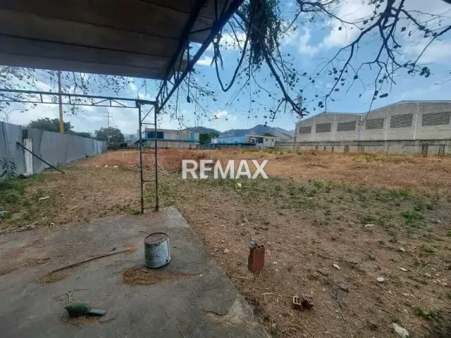 Terreno en Venta - Michelena - 5