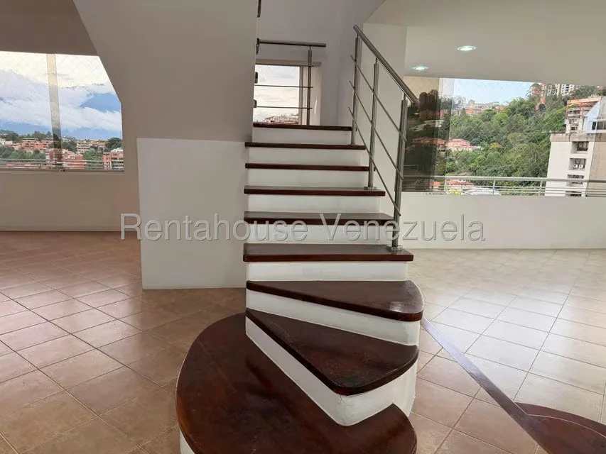 Apartamento (Penthouse) en Venta en Las Esmeraldas, Distrito Metropolitano - 10