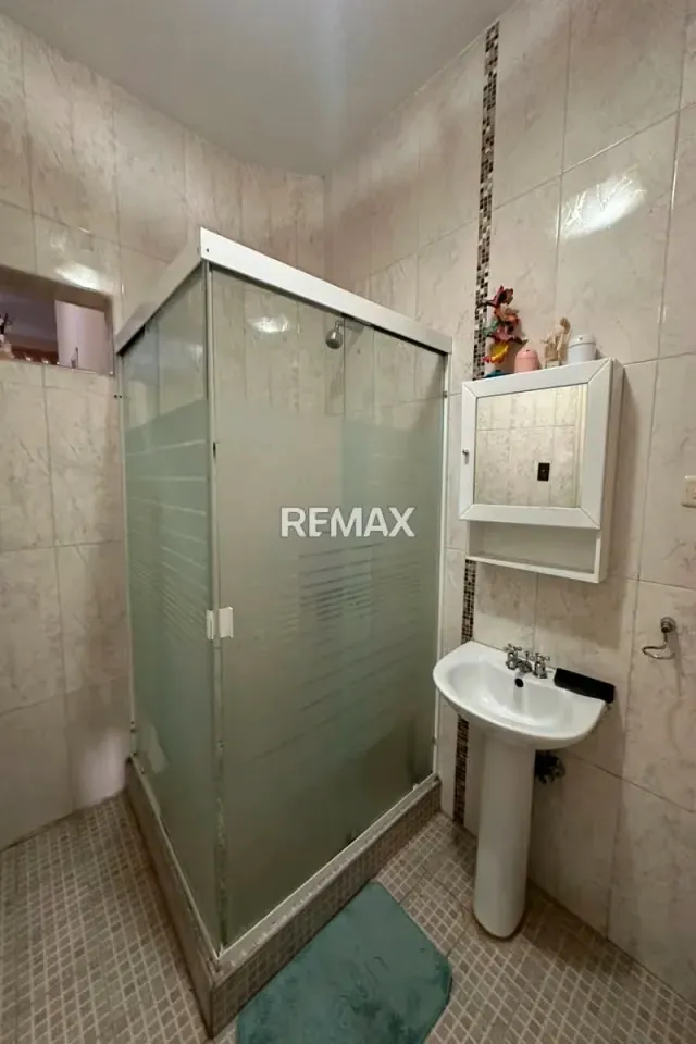 Venta de Casa Av. Andrés Bello - 10