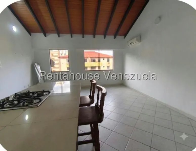 Apartamento (1 Nivel) en Venta en Guataparo, Carabobo - 2