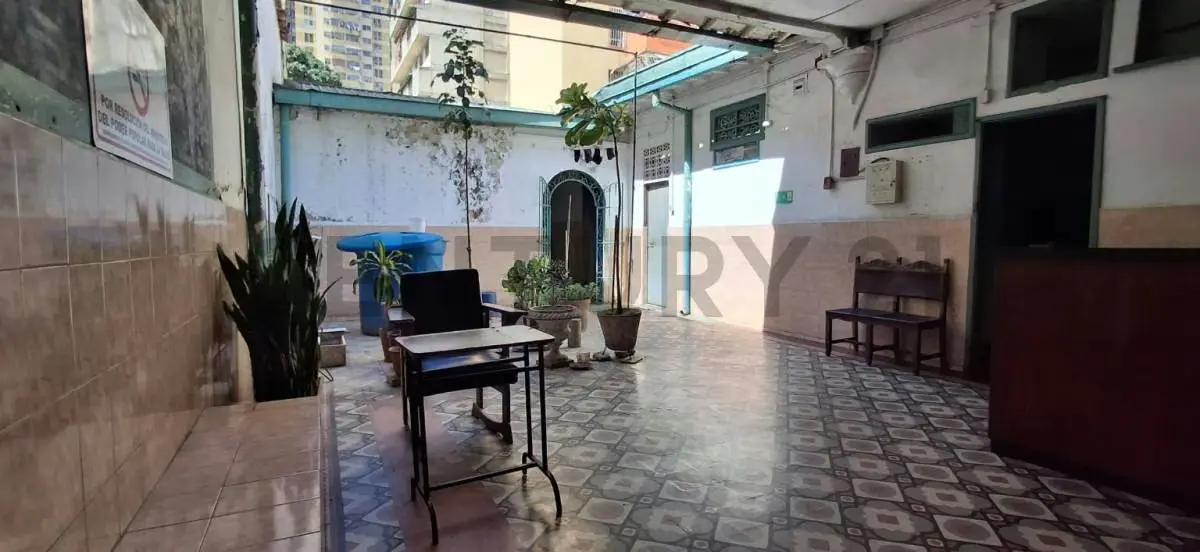 Terreno en venta en La Concordia, Parroquia Santa Teresa, Caracas. 322 USD x m² - 4
