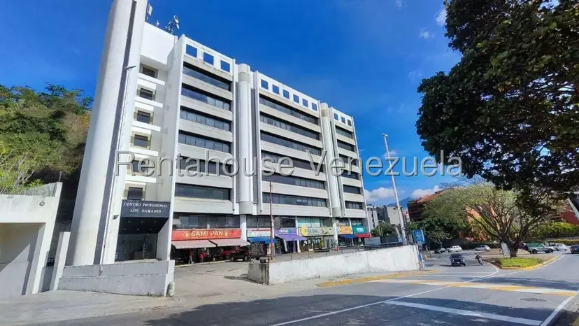 Comercial (Oficina) en Alquiler en Los Samanes, Distrito Metropolitano