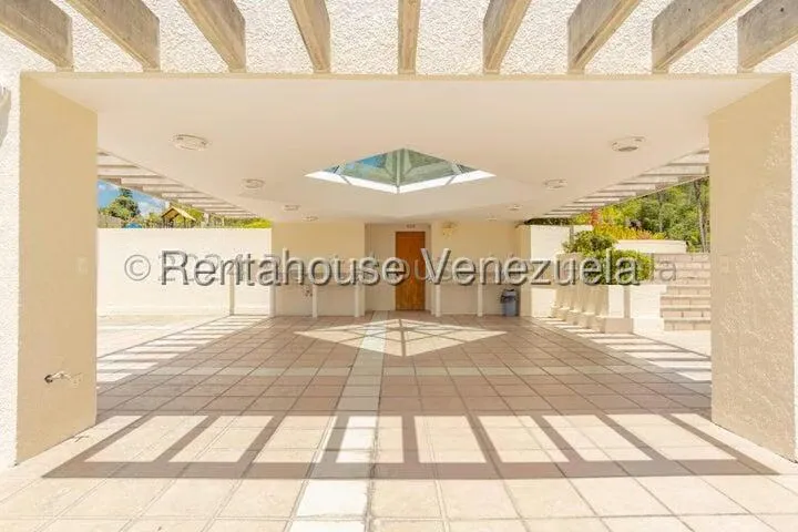 Apartamento (1 Nivel) en Alquiler en Lomas de Las Mercedes, Distrito Metropolitano - 33