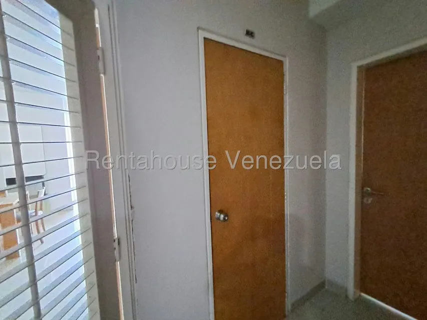 Apartamento (1 Nivel) en Alquiler en Las Chimeneas, Carabobo - 26