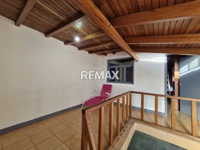 Se vende casa en urb carolina, en la av Libertador (punto de referencia pasando el hotel las lomas) - 13
