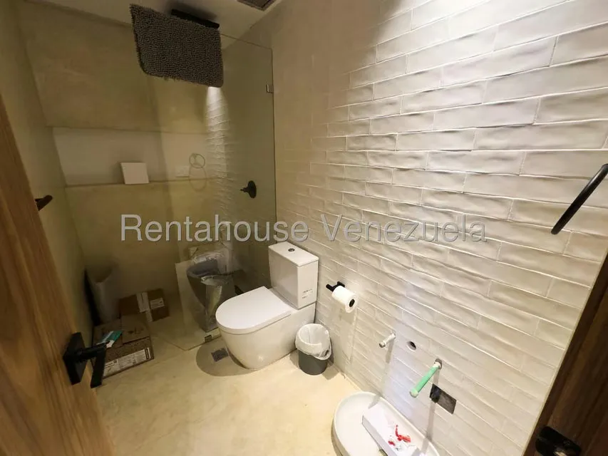 Apartamento (1 Nivel) en Venta en La Boyera, Distrito Metropolitano - 26
