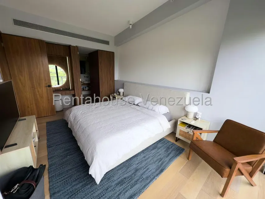 Apartamento (1 Nivel) en Venta en La Boyera, Distrito Metropolitano - 28