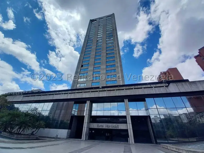 Oficina en Venta en Prados del Este, Distrito Metropolitano - 2