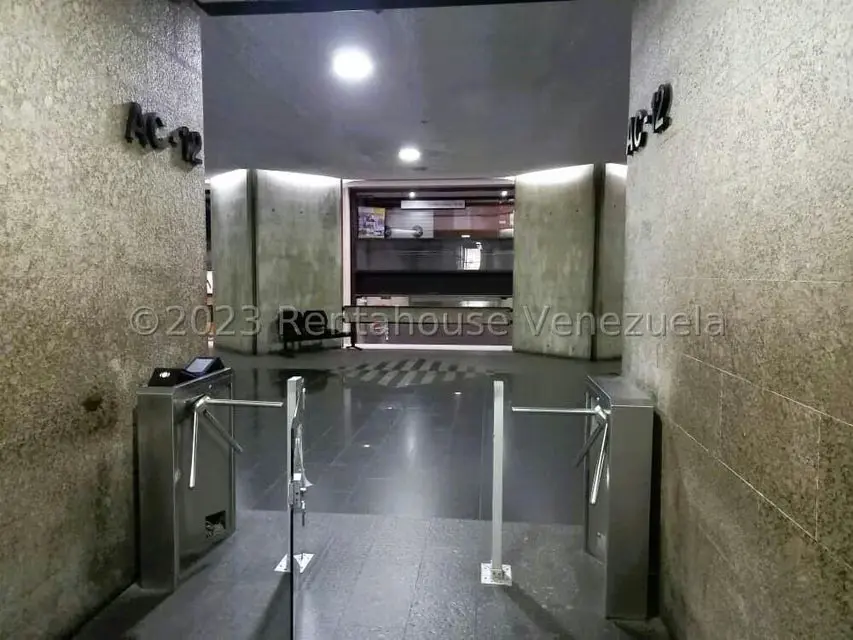 Oficina en Venta en Prados del Este, Distrito Metropolitano - 22