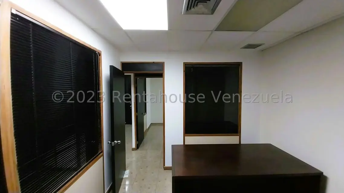 Oficina en Venta en Prados del Este, Distrito Metropolitano - 5
