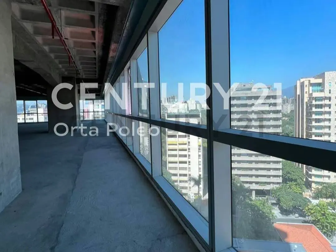 Oficina en Venta en Centro Empresarial La Esmeralda en Campo Alegre - 7