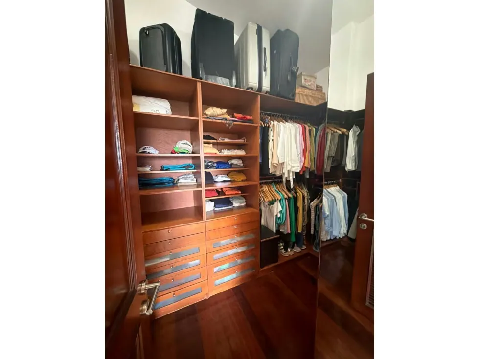 Se Vende Town House Alto Hatillo 5H +S/ 7B + S/ 4P - 10