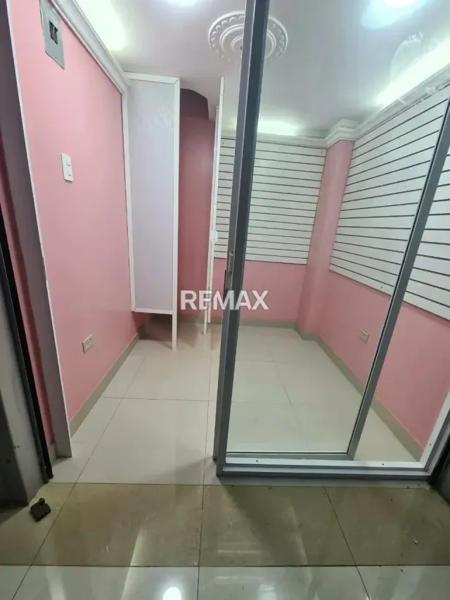 Local comercial en alquiler en Centro Comercial Gran Bazar Maracaibo - 4