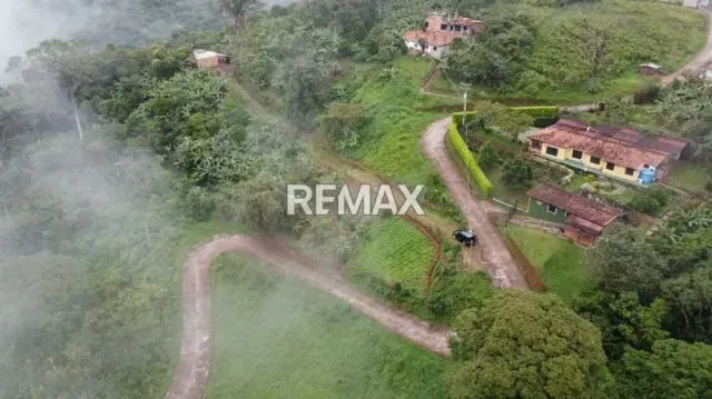 Terreno en Cueva del Oso con clima de montaña