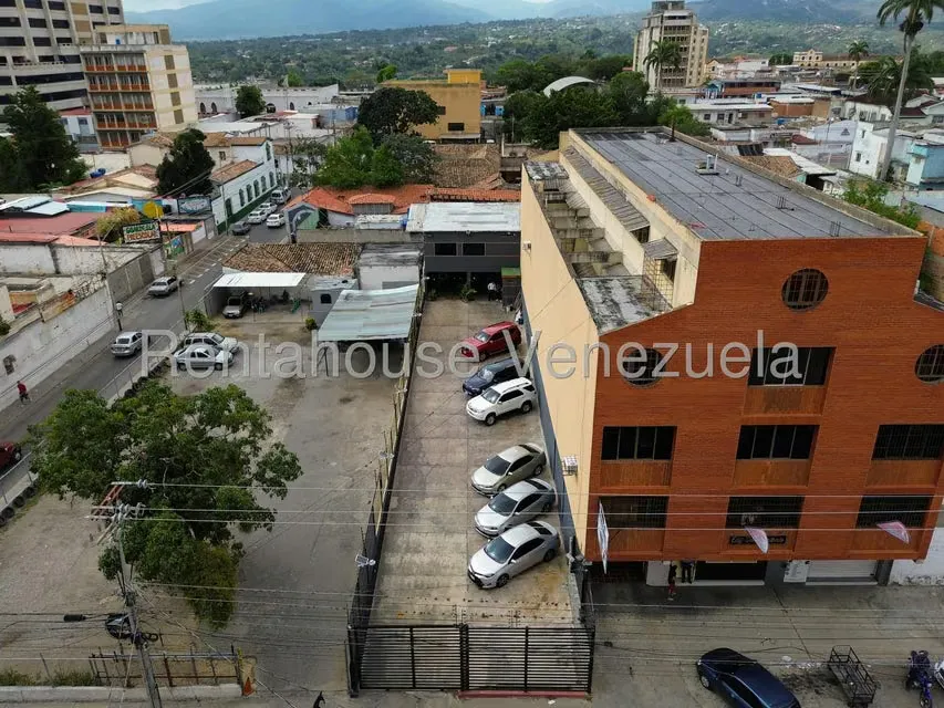Local Comercial en Alquiler en Centro, Lara - 2