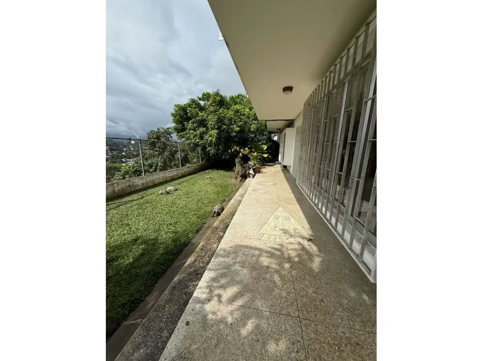 Se vende casa 315m2 Prados del Este 4136 - 25