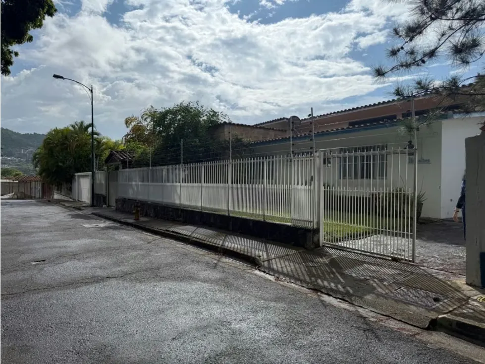 Se vende casa 315m2 Prados del Este 4136 - 38