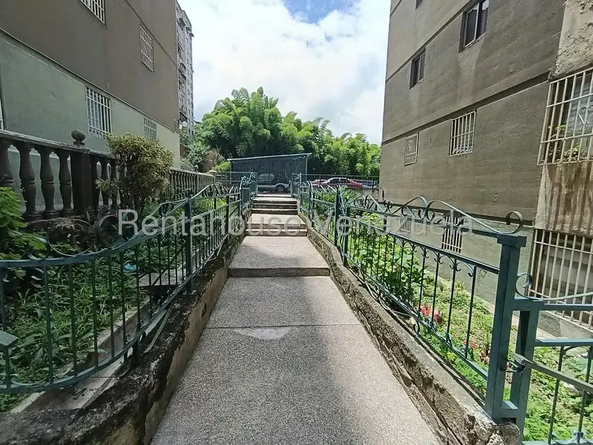 Apartamento (Penthouse) en Venta en El Tambor, Miranda - 3