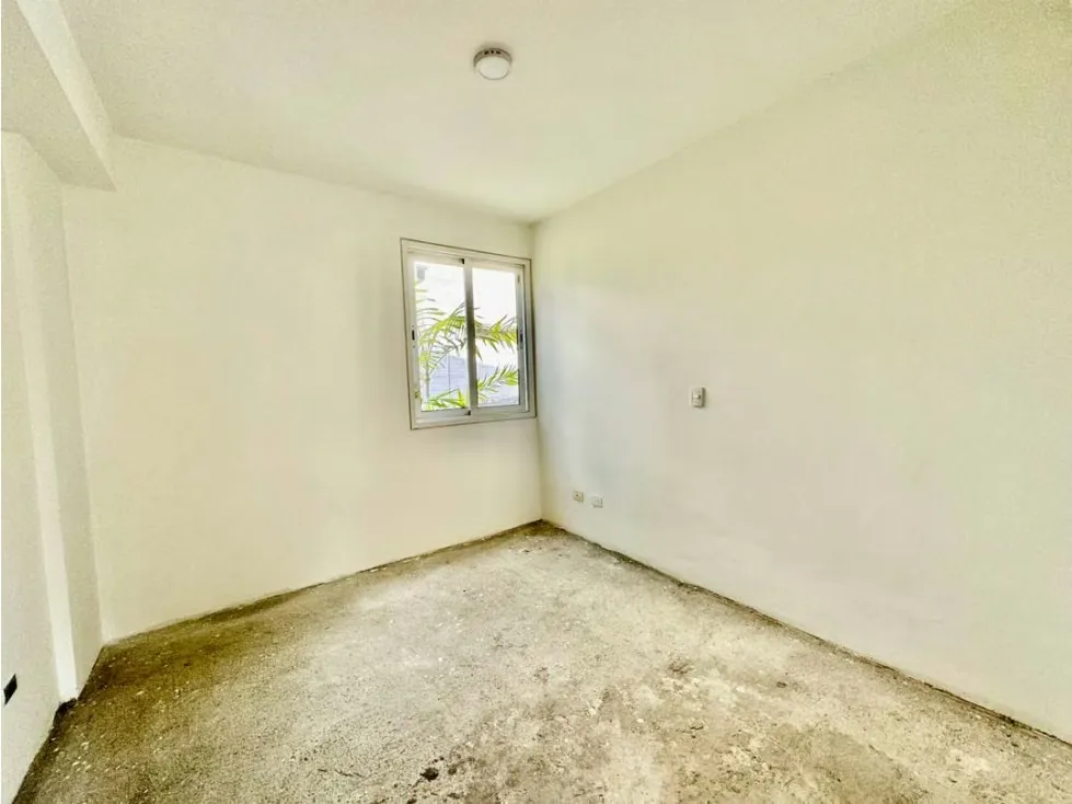Se vende PB 398m2+105m2 4h+s/6b/6p Los Palos Grandes - 23
