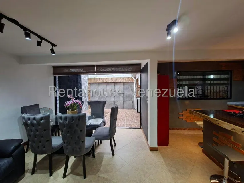 Townhouse (Multiples Niveles) en Venta en Pedregosa Norte, Merida - 6